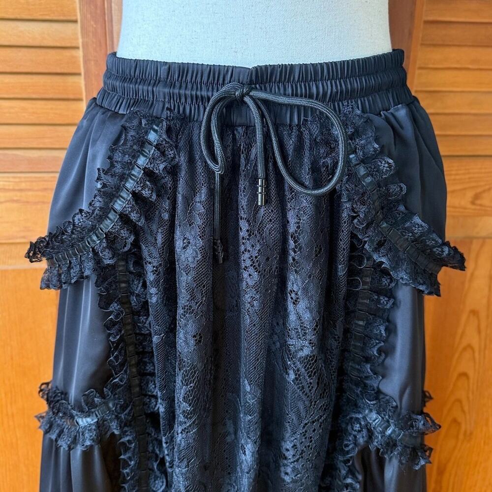 Dark in Love Gothic Victorian Vampire Vkei Black Lace & Ruffle Skirt M-XL - Picture 2 of 12